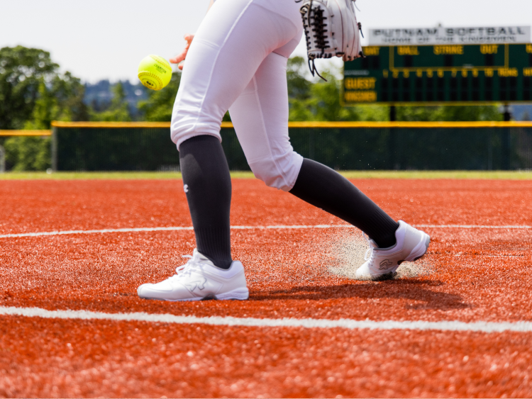 Indoor softball pitching shoes online